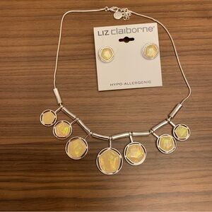 NWT LIZ CLAIBORNE Silverton YellowPlastic Round Set 18" Necklace Pierced Earring